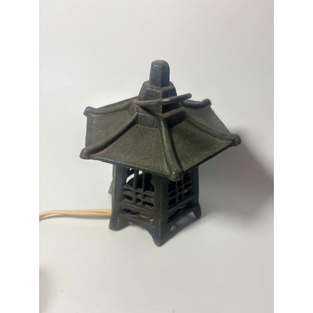 Vintage Cast Iron Pagoda Lantern Electric Table Lamp Japanese Style
